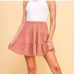 Heart & Hips Tierd Skirt NWT
